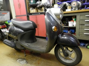 4スト ビーノ 新品フロントフェンダー組付け後