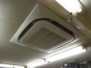 新品業務用エアコン