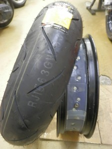 SHINKO R010 APEX 150/60ZR17 7