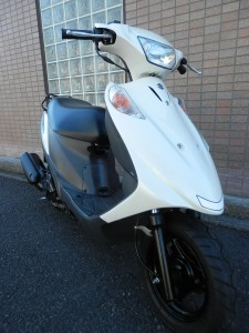 アドレスV125G パールホワイト3