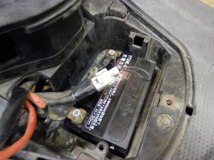 2スト ジョグ バッテリー交換