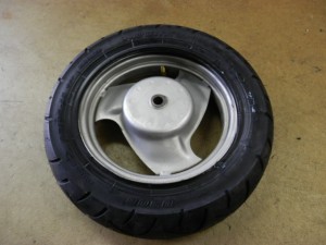 タイヤ取付け12