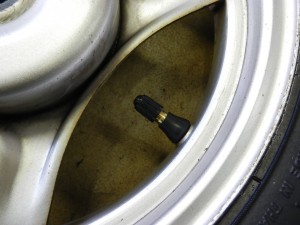 エアバルブ交換