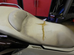 マグザム シート交換