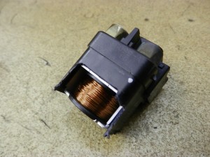 スタータースイッチでエンジンがかからないV125 (7)