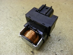 スタータースイッチでエンジンがかからないV125 (8)