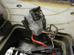 スタータースイッチでエンジンがかからないV125 (33)