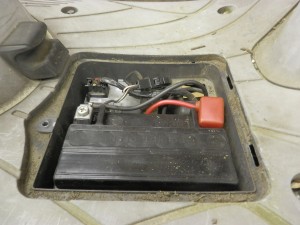 スタータースイッチでエンジンがかからないV125 (31)