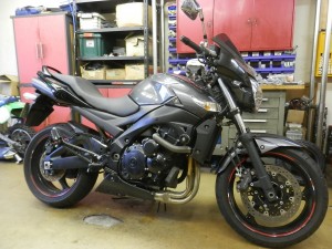 gsr400_tire_change-1