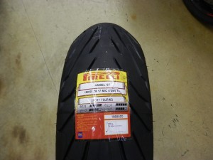 gsr400_tire_change-8