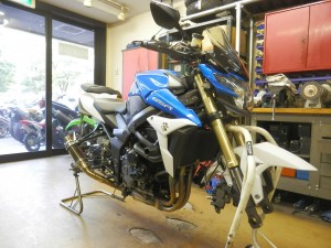 gsr750_tire_change-7